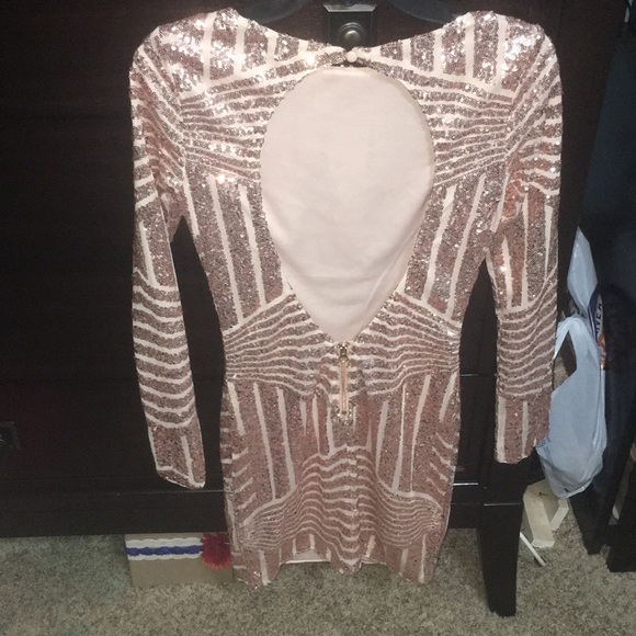 L’atiste Gold Sequin Dress - Picture 2 of 3